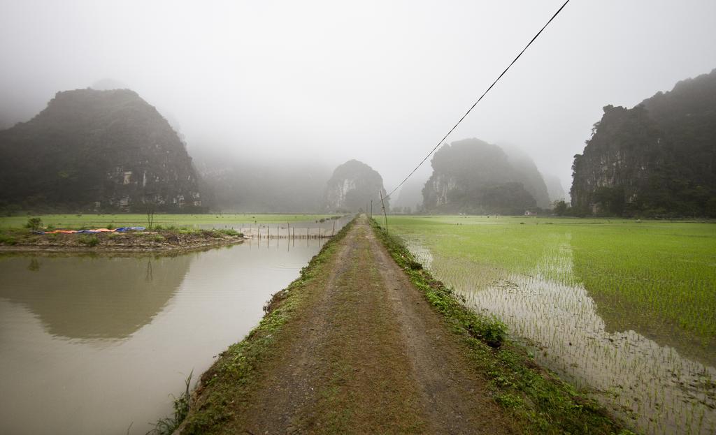 Ninh Binh Valley Homestay ภายนอก รูปภาพ